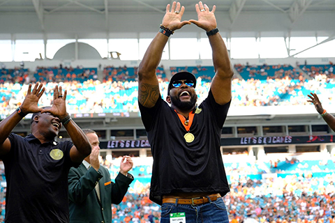 ray lewis at the ring of honor ceremony